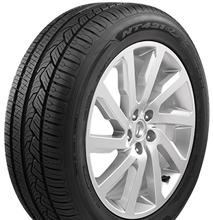 NT421Q tire picture - left view